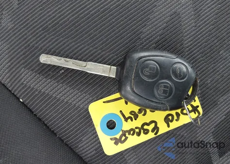 2011 Ford Fiesta Se z USA, uszkodzony, nr VIN 3FADP4EJ8BM129230